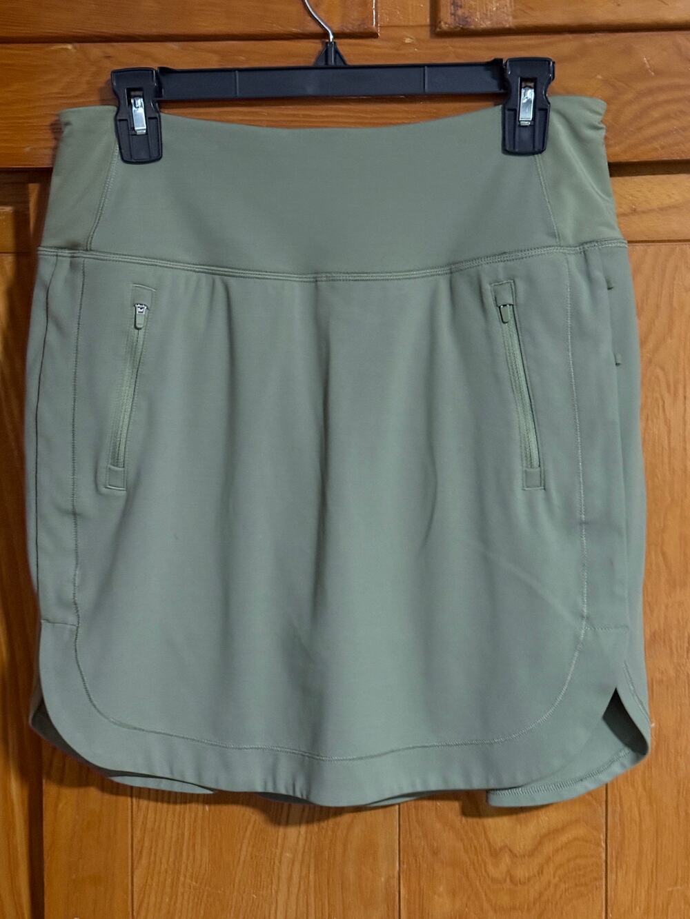 Athleta Green Fairway Golf / Tennis Skort Size M